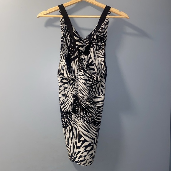 NWOT Ramy Brook 100% Silk Abstract Print Halter Tank Top SIze SP - Picture 8 of 10